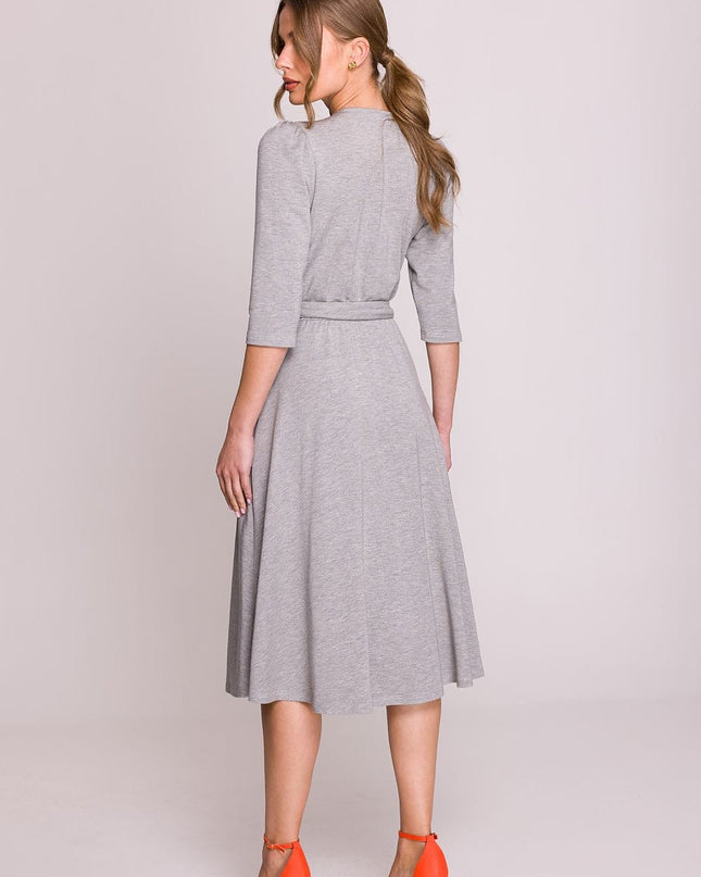 Robe élégante grise mi-longue