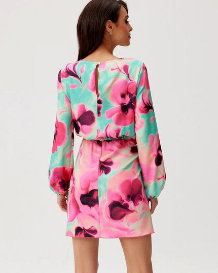 Robe courte à fleurs ceinturée