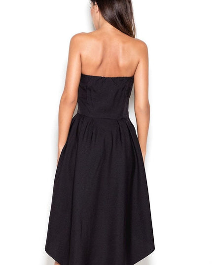 Robe asymétrique sans bretelles