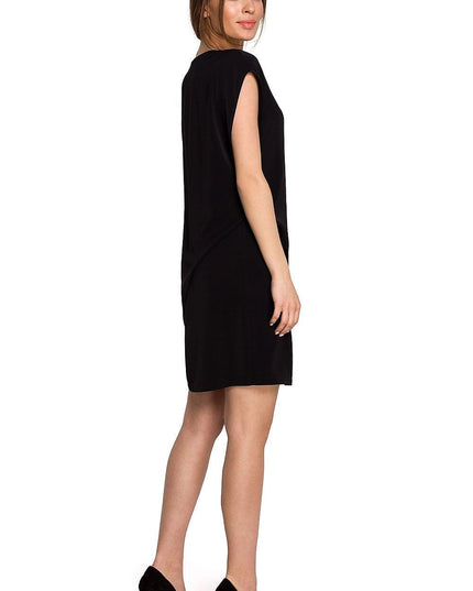 Robe rose asymétrique élégante