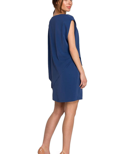 Robe rose asymétrique élégante