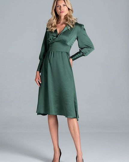 Robe midi satin vert évasée