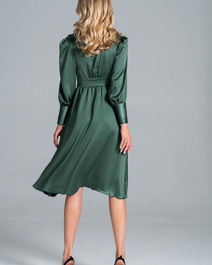 Robe midi satin vert évasée