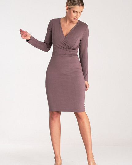 Robe cintrée manches longues encolure