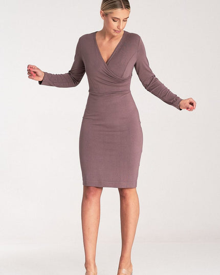 Robe cintrée manches longues encolure