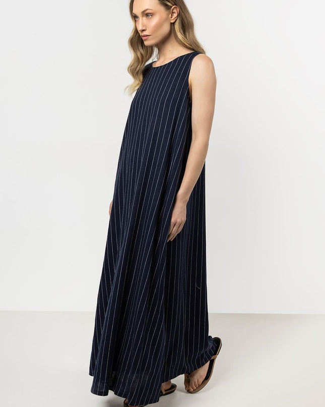  Robe de jour model 212181 awama 