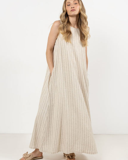  Robe de jour model 212182 awama 