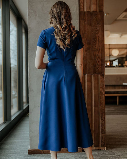 Robe longue bleue manches courtes
