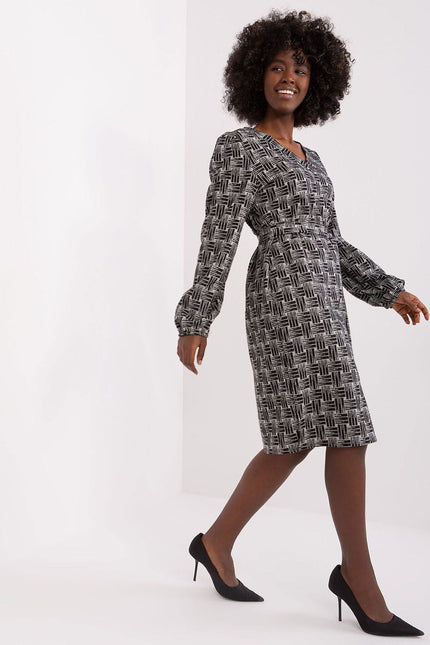 Robe droite à manches buffet