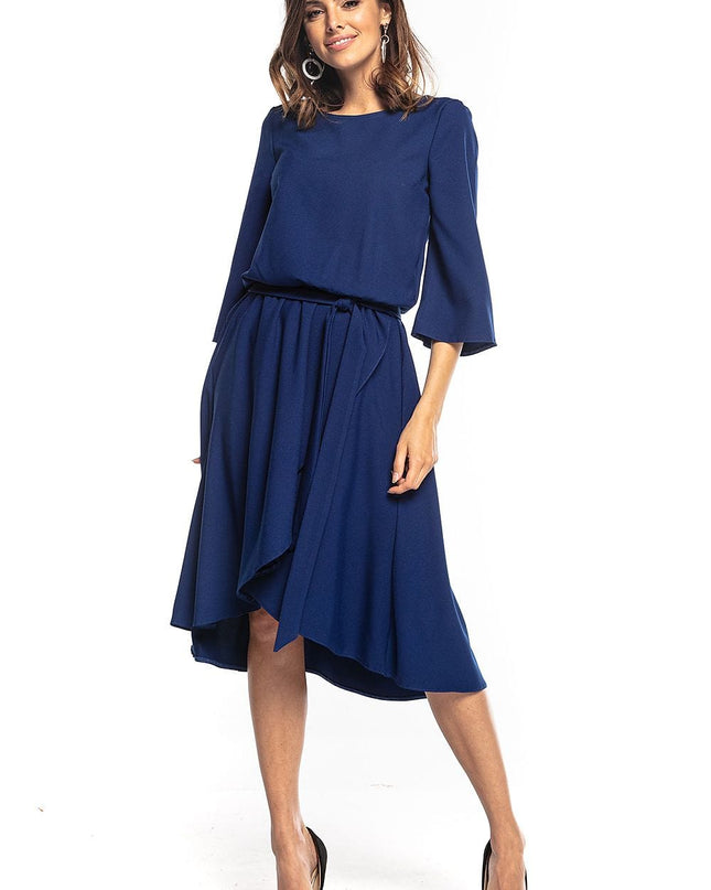 Robe midi asymétrique élégante
