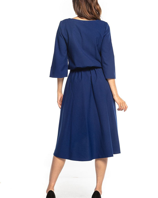 Robe midi asymétrique élégante
