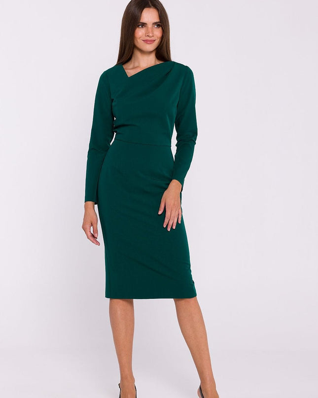 Robe crayon asymétrique élégante