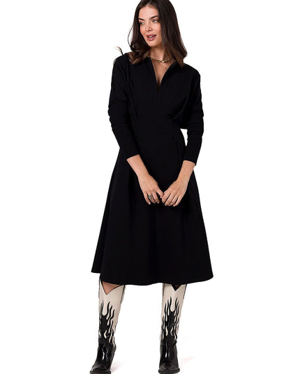 Robe élégante avec manches chauve-souris