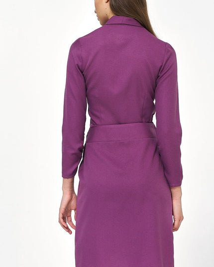 Robe violette élégante ceinturée