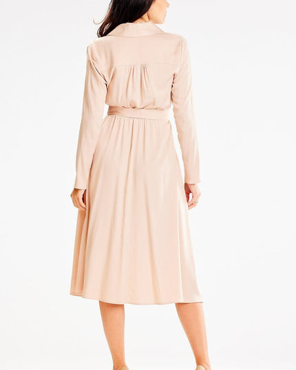 Robe verte col châle élégante