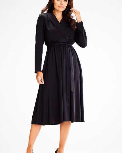 Robe verte col châle élégante