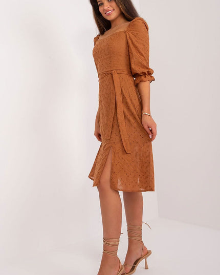 Robe midi en coton brodé