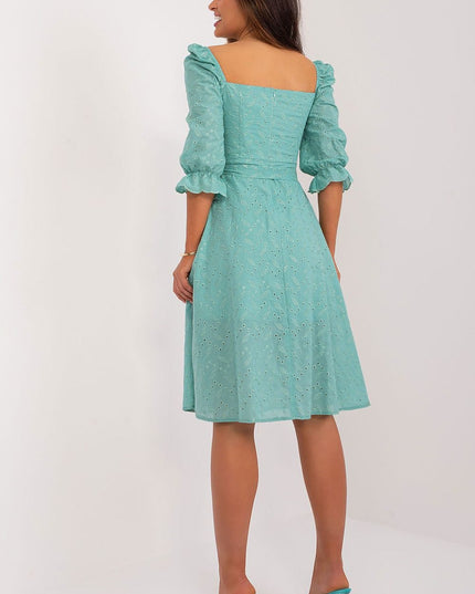 Robe midi en coton brodé