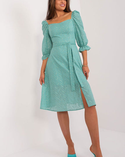 Robe midi en coton brodé