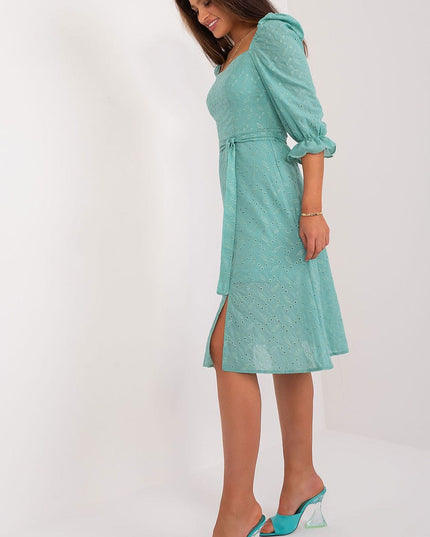 Robe midi en coton brodé