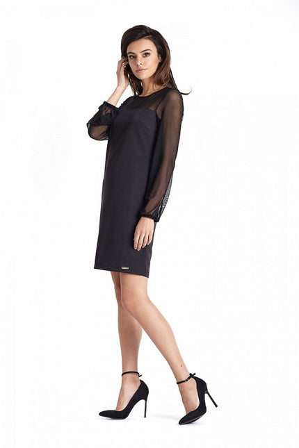Robe noire manches transparentes
