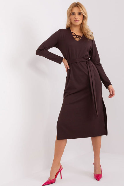 Robe chocolat à manches longues