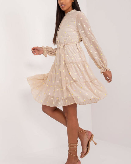 Robe chic à broderie florale