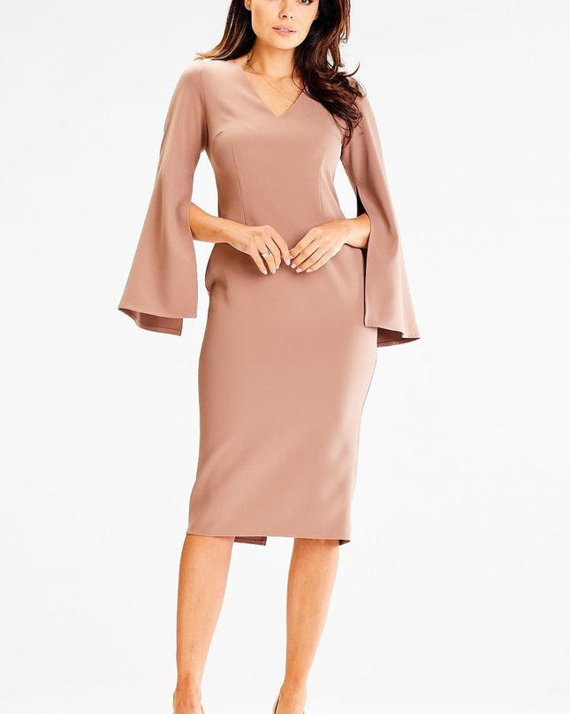 Robe midi encolure v manches fendues