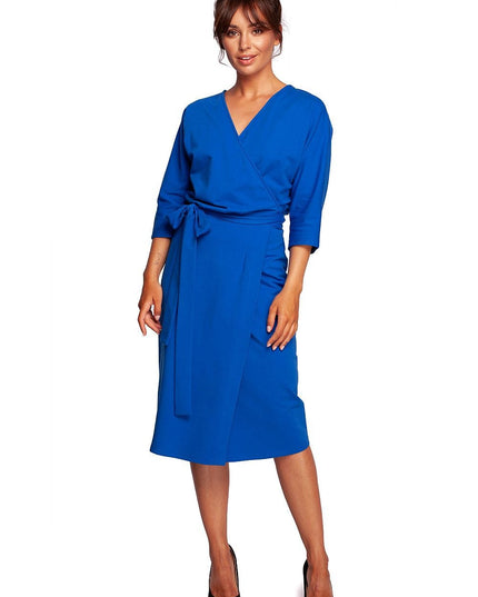 Robe bleue enveloppante élégante