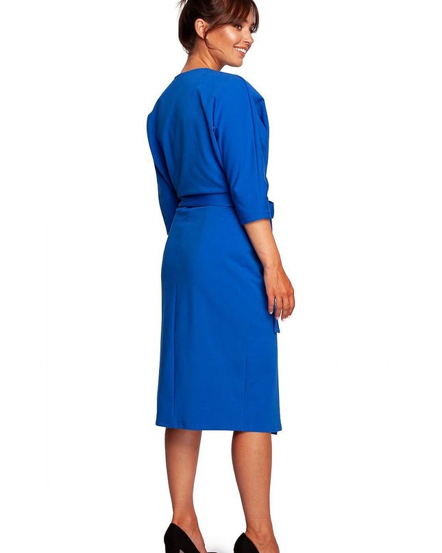 Robe bleue enveloppante élégante