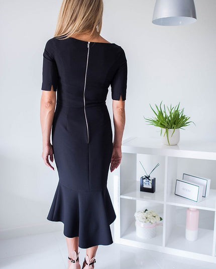 Robe ajustée avec volant