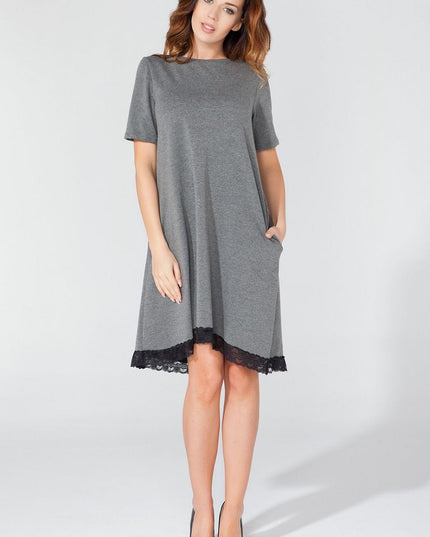 Robe trapèze en dentelle rouge