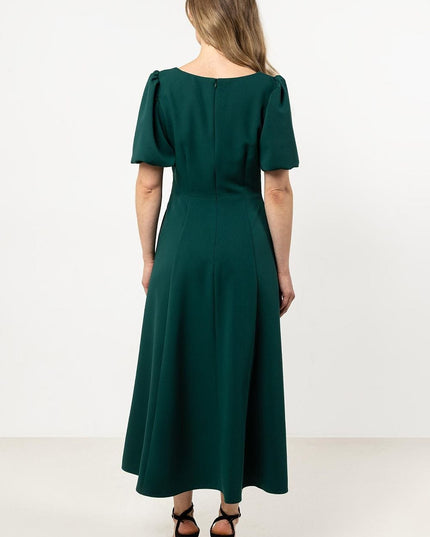Robe évasée verte avec manches courtes