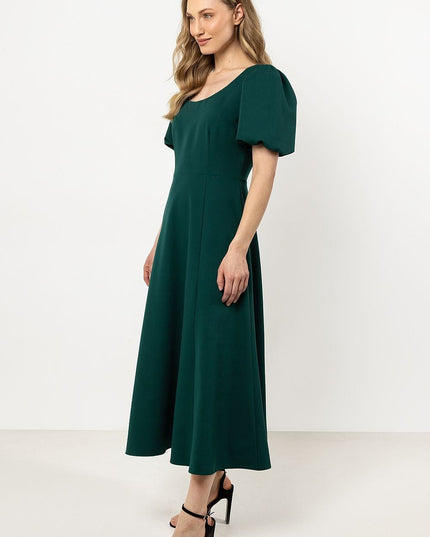 Robe évasée verte avec manches courtes
