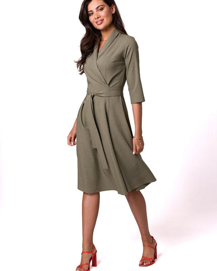 Robe enveloppante col châle
