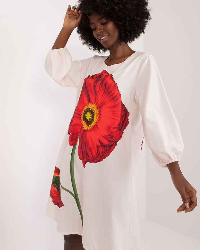Robe élégante fleurs rouges