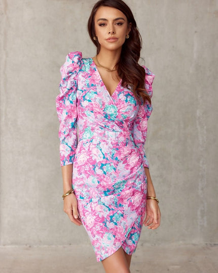 Robe courte à fleurs roses