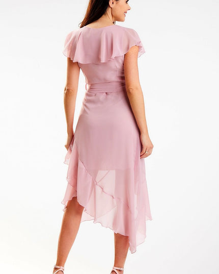 Robe asymétrique élégante volant