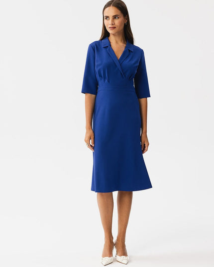 Robe verte élégante au col croisé