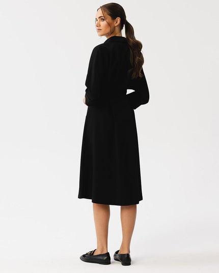 Robe évasée verte col classique