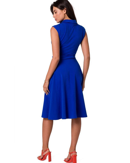 Robe sans manches à col ouvert