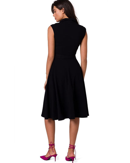 Robe sans manches à col ouvert
