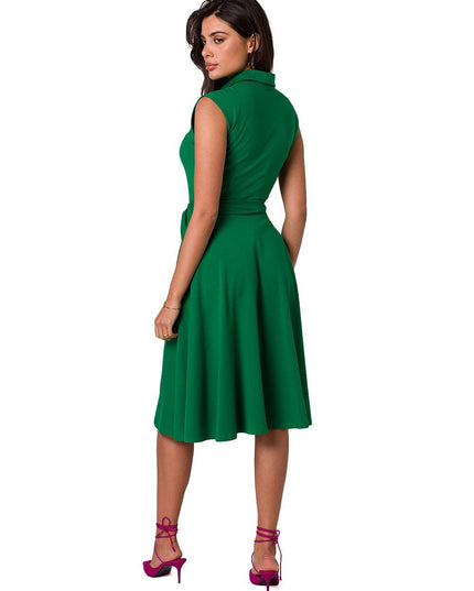 Robe sans manches à col ouvert