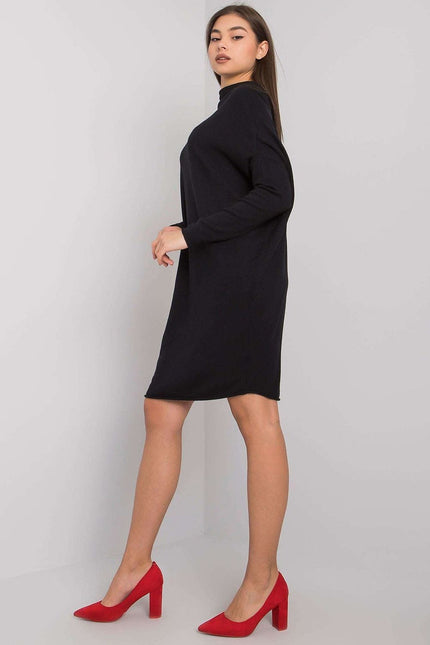 Robe tricot noir manches longues