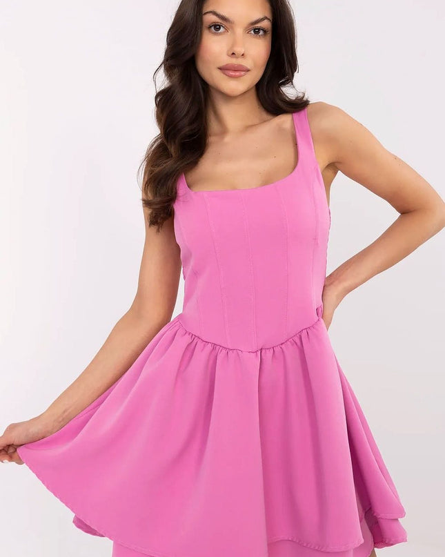 Robe courte rose à bretelles