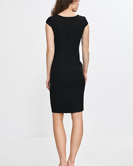 Robe classique ajustée élégante