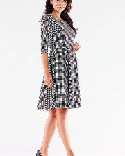 Robe évasée rouge manches courtes